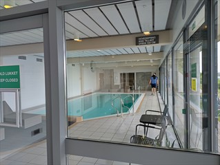 Ich starte mal die Sauna. Das Dampfbad ist leider "aus"