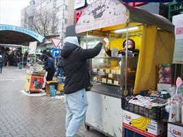 Kleine Food-Stände überall