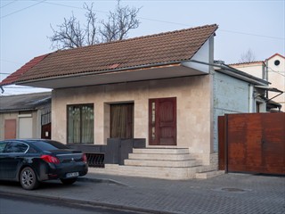 Ein Haus aus dem Potemkinschen Dorf