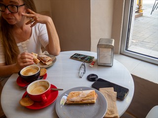 Desayuno Bar beim Asiaten... aber gut